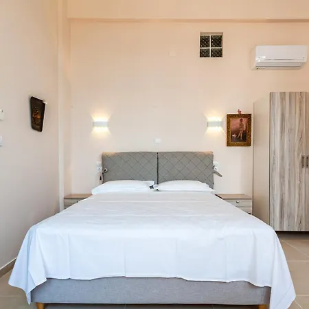 Στούντιο Στη Στοά Βαρβουτσή#10 Apartment Kalamata Exterior photo